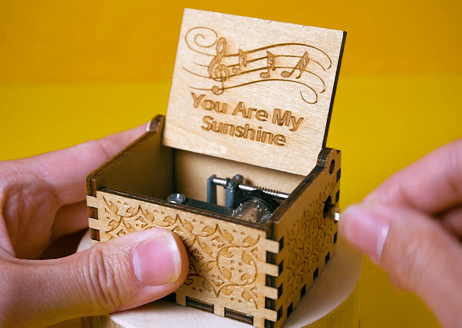 True Friendship Gifts for Women Female You are My Sunshine Wooden Music Box